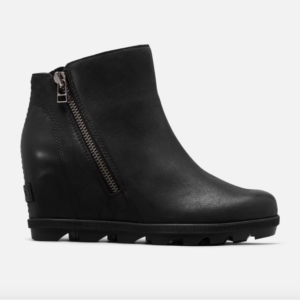 Sorel Joan of Arc Black Leather Wedge Boots -  9.5